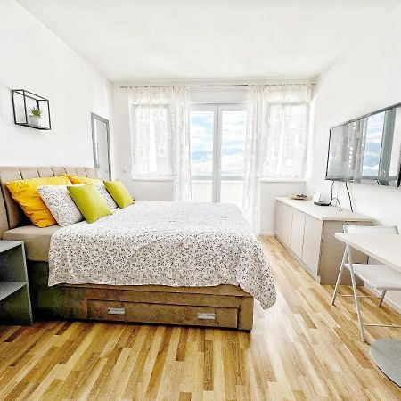 Studio Apartma Pag Blue Ocean 1 With Sea View Pag Town Extérieur photo