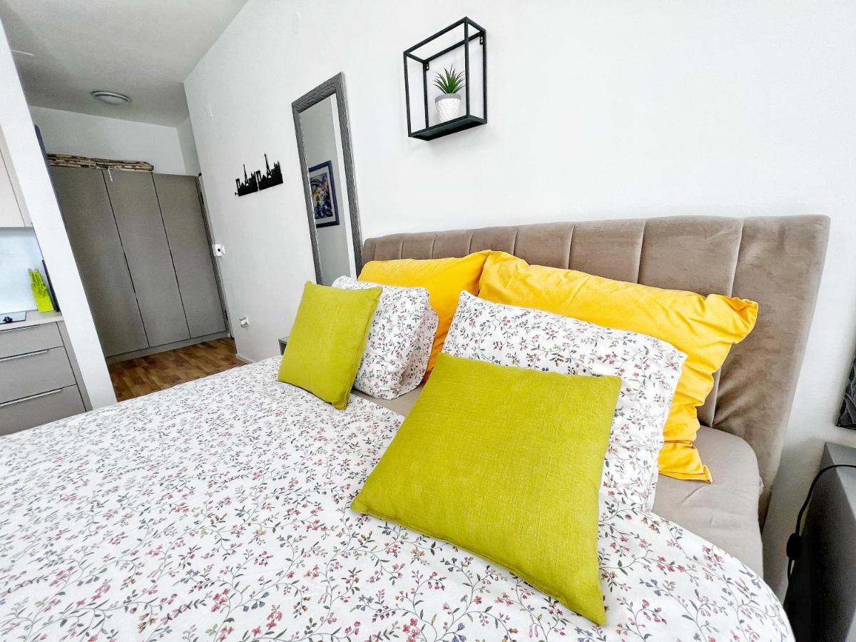 Studio Apartma Pag Blue Ocean 1 With Sea View Pag Town Extérieur photo