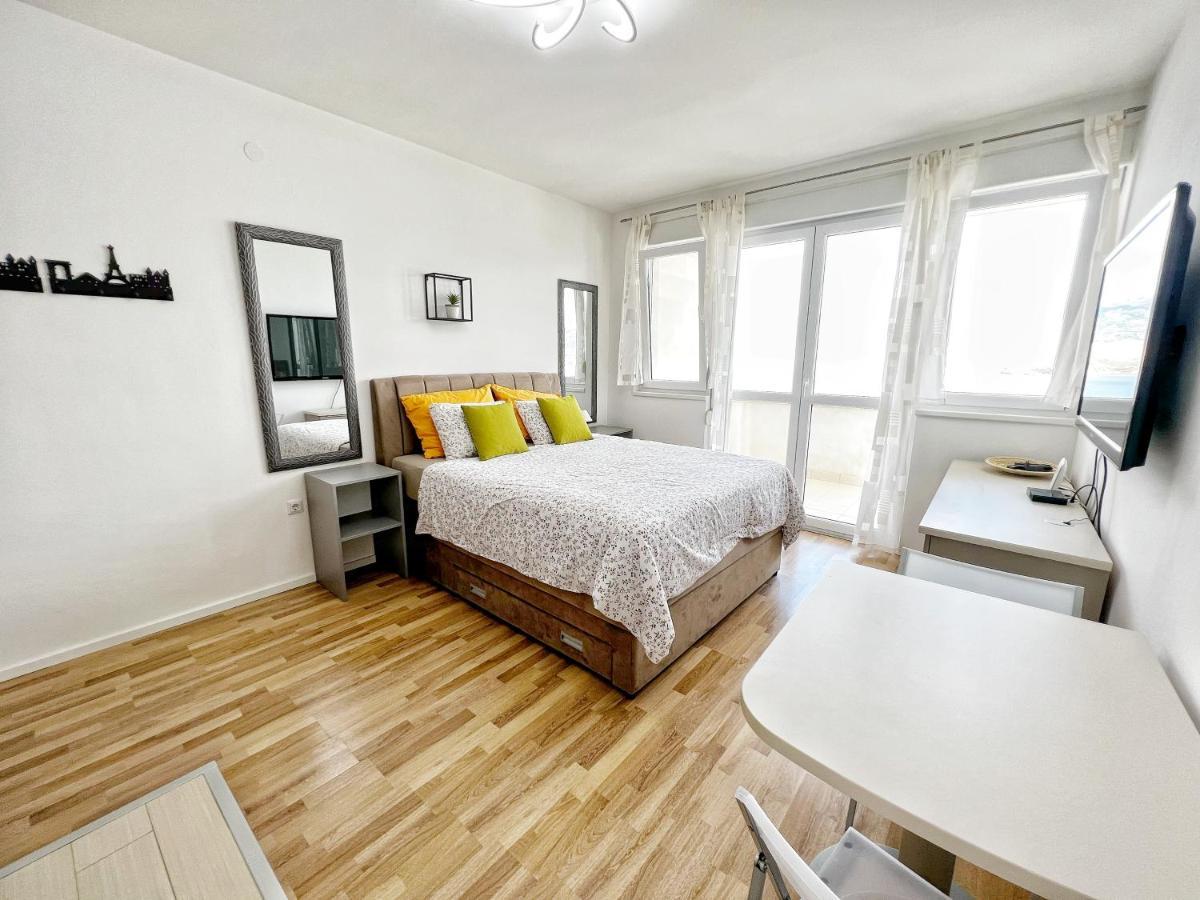 Studio Apartma Pag Blue Ocean 1 With Sea View Pag Town Extérieur photo
