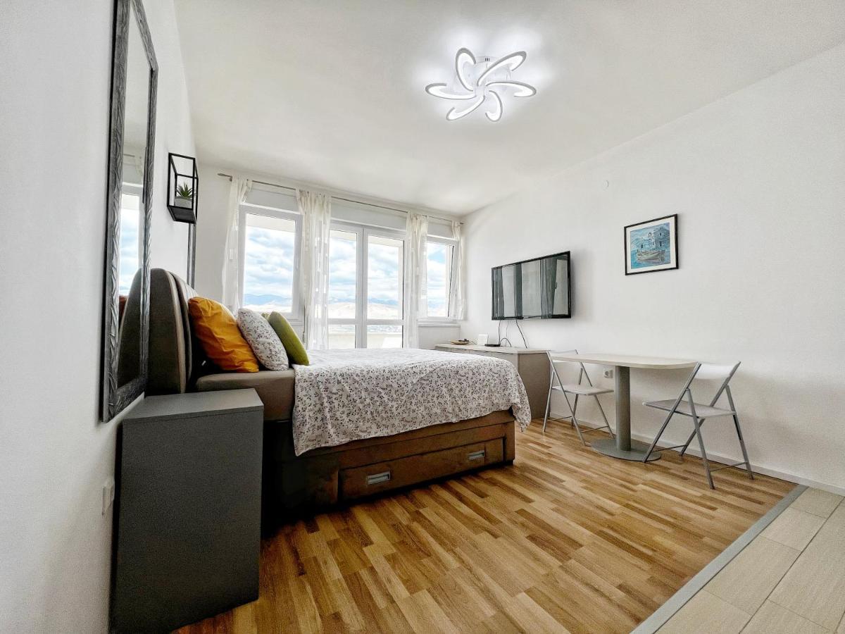 Studio Apartma Pag Blue Ocean 1 With Sea View Pag Town Extérieur photo