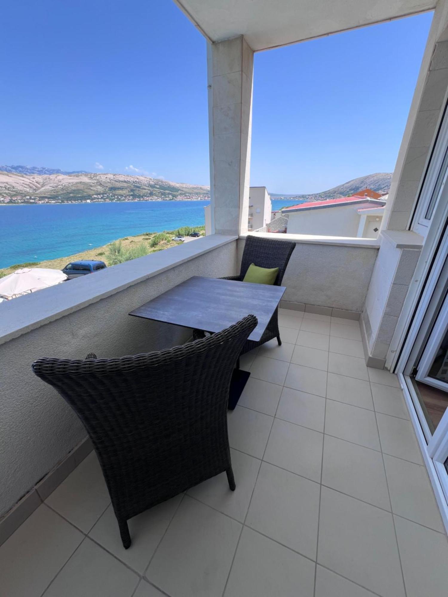 Studio Apartma Pag Blue Ocean 1 With Sea View Pag Town Extérieur photo